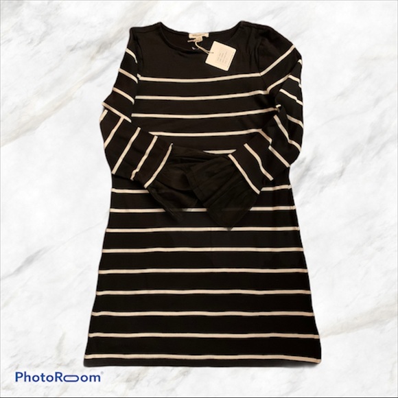 Dress with black and white stripes NWT - Picture 2 of 6